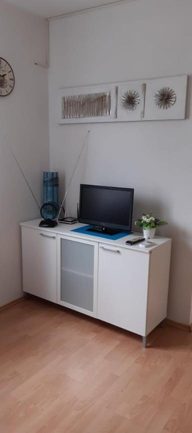 Peace And Quiet Apartment In Brela, Croatia Eksteriør billede